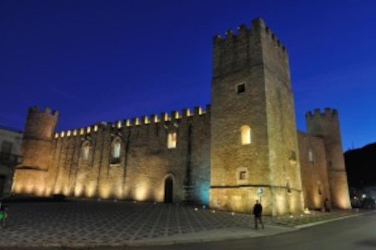 Alcamo Rooms Con Garage Privato Exterior foto